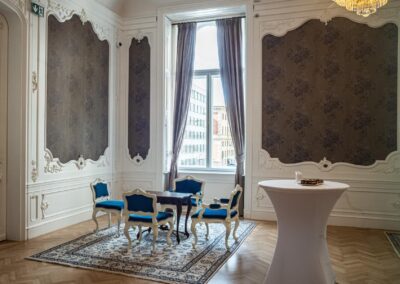 Jogi Könyvszalon előtér